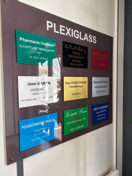 Plaques alu, laiton et plastique gravure, Toulouse 31