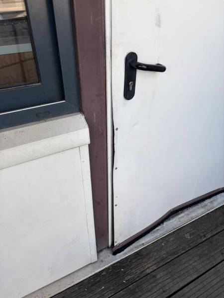 Bâti arraché sur toute la hauteur de la porte, Blagnac 31